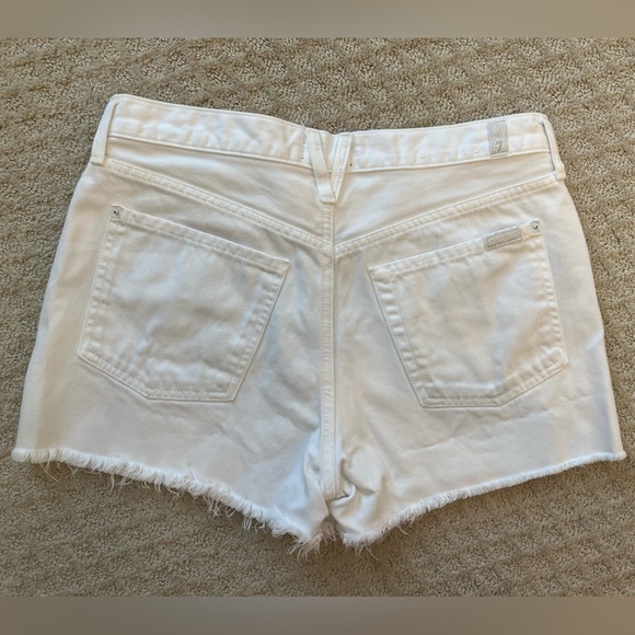 7 for All Mankind Monroe Cutoff shorts - Picture 3 of 7